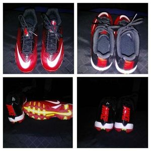 Boys Nike football cleats